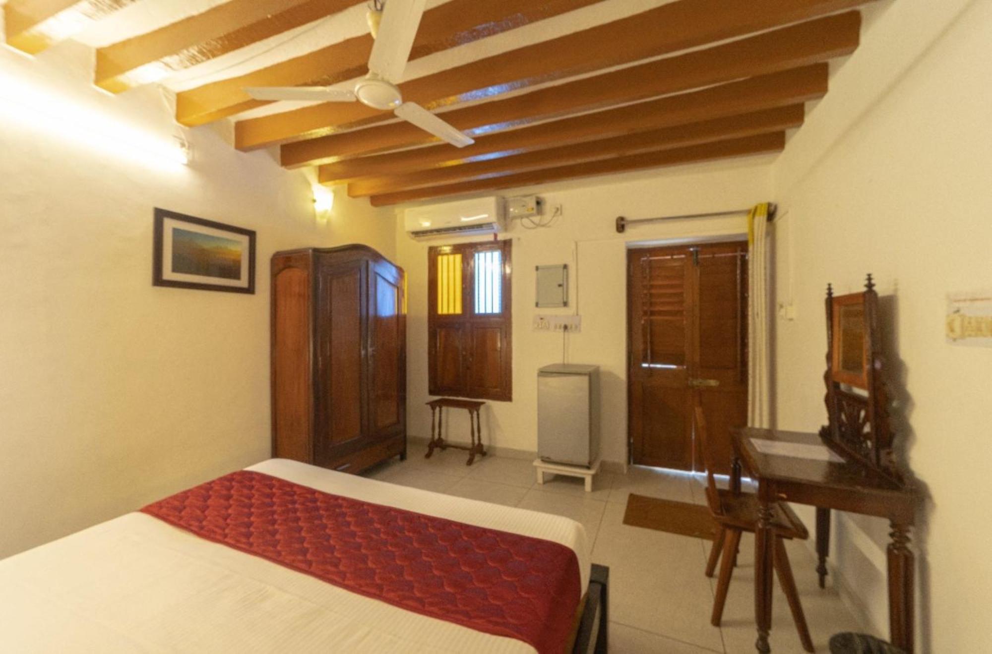 Dumas Guest House Pondicherry Exterior foto